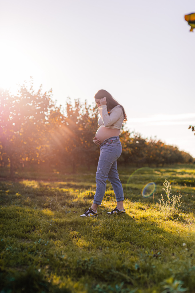 Capturez vos ventres ronds - Portrait grossesse en pleine nature